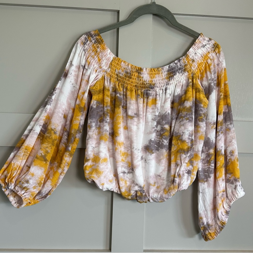ASTR The Label Off The Shoulder Top Blouse XS Yellow Grey Print
